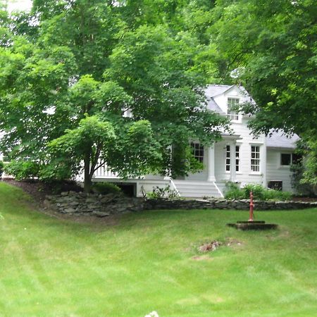 Clinton Corners Private Setting On Country Farm Near Rhinebeck Bed & Breakfast エクステリア 写真
